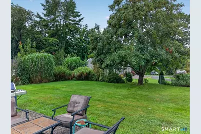 37 Vivian Street, Waterford, CT 06385 - Photo 6