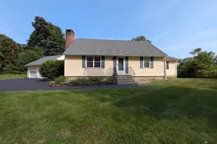 261 Coram Rd, Shelton, CT 06484 - Photo 1