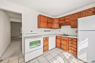 14 Tapping Reeve Village, Litchfield, CT 06759 - Photo 6