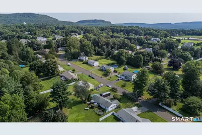 181 Hourigan Drive, Meriden, CT 06451 - Photo 34
