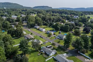 181 Hourigan Dr, Meriden, CT 06451 - Photo 34