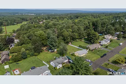 181 Hourigan Drive, Meriden, CT 06451 - Photo 32