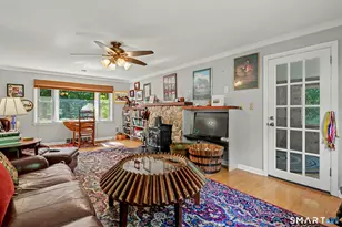 16 Velvet St, Trumbull, CT 06611 - Photo 6