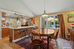 16 Velvet St, Trumbull, CT 06611 - Photo 14