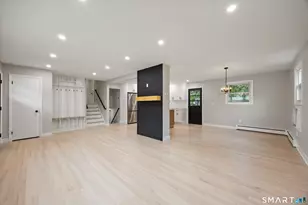 37 Skyview Ln, Waterbury, CT 06708 - Photo 12