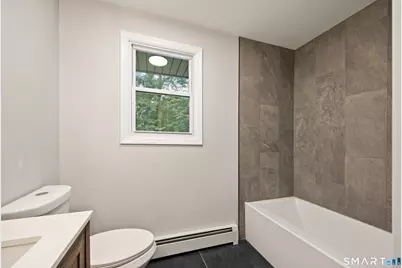 37 Skyview Lane, Waterbury, CT 06708 - Photo 16