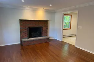 19 Greenwood Ln, Shelton, CT 06484 - Photo 6