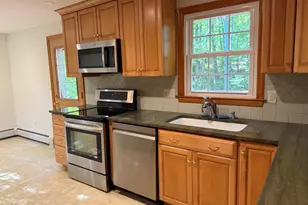19 Greenwood Ln, Shelton, CT 06484 - Photo 4