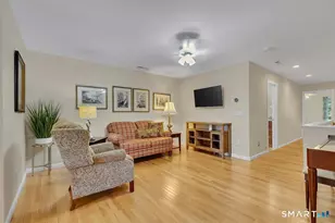 105 Turtlebrook Ln, Bristol, CT 06010 - Photo 14