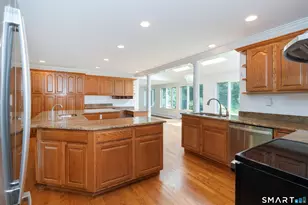 17 Whiting Farm Rd, Branford, CT 06405 - Photo 18