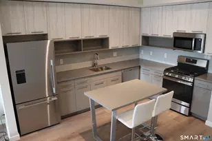 880 Pacific St, Stamford, CT 06902 - Photo 16