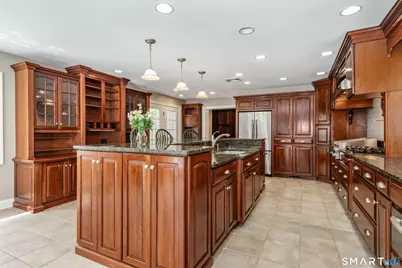 20 Staples Place, West Hartford, CT 06107 - Photo 10