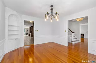 20 Staples Pl, West Hartford, CT 06107 - Photo 4