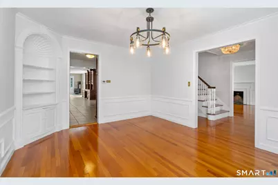 20 Staples Place, West Hartford, CT 06107 - Photo 6