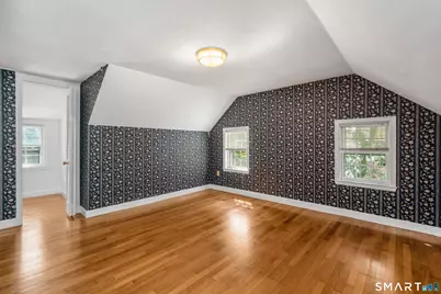 20 Staples Place, West Hartford, CT 06107 - Photo 28
