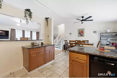 21 Woodside Drive, Farmington, CT 06085 - Photo 10
