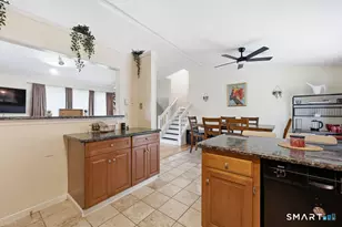 21 Woodside Dr, Farmington, CT 06085 - Photo 10