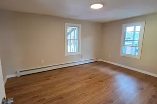 14 Smith St, Ansonia, CT 06401 - Photo 8