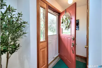 325 Emerald Place, Stratford, CT 06614 - Photo 4