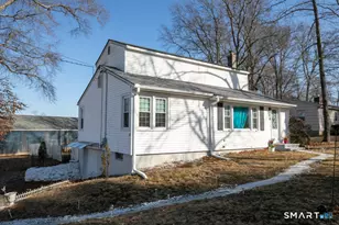 10 Beach Park Rd, Clinton, CT 06413 - Photo 1