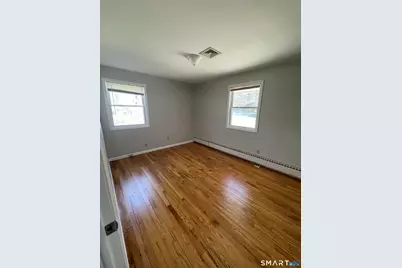 26 Tamarack Circle, Trumbull, CT 06611 - Photo 8