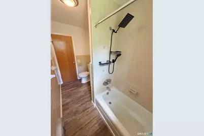 348 Oak Street, Waterbury, CT 06705 - Photo 10