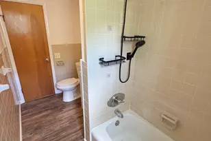 348 Oak St, Waterbury, CT 06705 - Photo 10