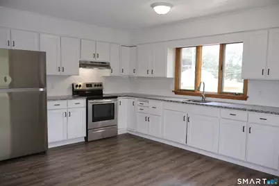 348 Oak Street, Waterbury, CT 06705 - Photo 24