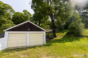 49 Essex St, Deep River, CT 06417 - Photo 32