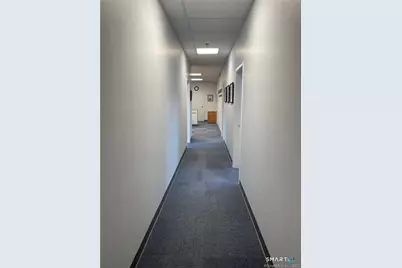 236 Boston Post Road #2A (upper level), Orange, CT 06477 - Photo 8