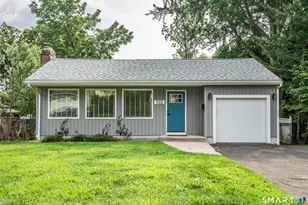102 Knollwood Rd, West Hartford, CT 06110 - Photo 1