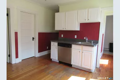 112 Bennett Street #1st floor, Bridgeport, CT 06605 - Photo 6