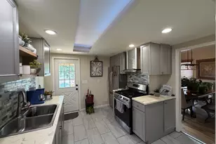 23 Girard Ave, New Haven, CT 06512 - Photo 10