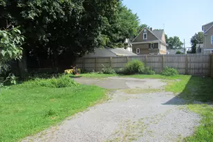 114 Bennett St, Bridgeport, CT 06605 - Photo 22