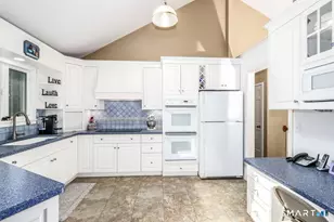 12 Mountain View Ave, New Milford, CT 06776 - Photo 10