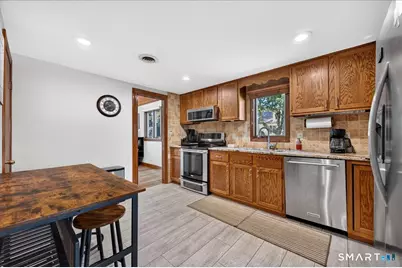 2 Stafford Street, Stonington, CT 06355 - Photo 10