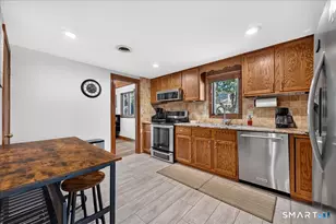 2 Stafford St, Stonington, CT 06355 - Photo 10