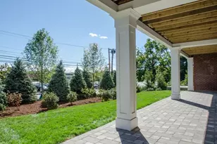 777 N Main St, West Hartford, CT 06117 - Photo 24