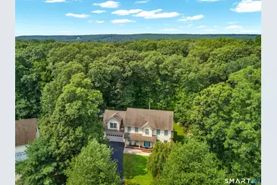 3 Arrowhead Trail, Waterford, CT 06385 - Photo 2