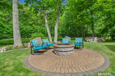3 Arrowhead Trail, Waterford, CT 06385 - Photo 2