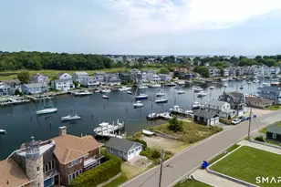 338 W Shore Ave, Groton, CT 06340 - Photo 10