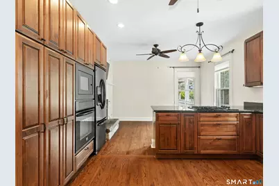 220 West Avenue #B, Darien, CT 06820 - Photo 6