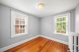 34 Selldan St, West Hartford, CT 06110 - Photo 22