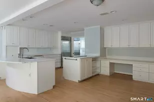 96 Norwood Rd, West Hartford, CT 06117 - Photo 18