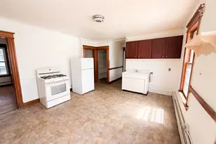 405 Wilson St, Waterbury, CT 06708 - Photo 2