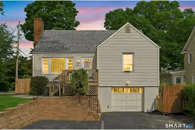 28 Ridgewood Avenue, Stamford, CT 06907 - Photo 2