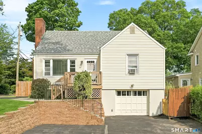28 Ridgewood Avenue, Stamford, CT 06907 - Photo 1