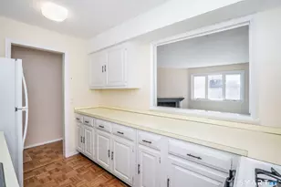 11 Byrne Ct, Farmington, CT 06032 - Photo 10