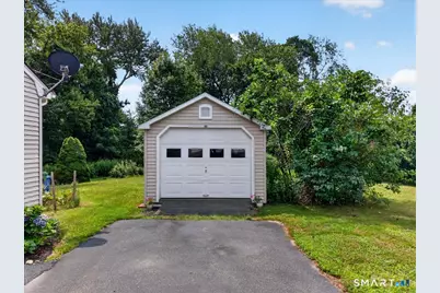 1324 Boston Post Road, Old Saybrook, CT 06475 - Photo 16