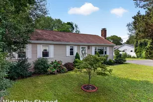 1324 Boston Post Rd, Old Saybrook, CT 06475 - Photo 4